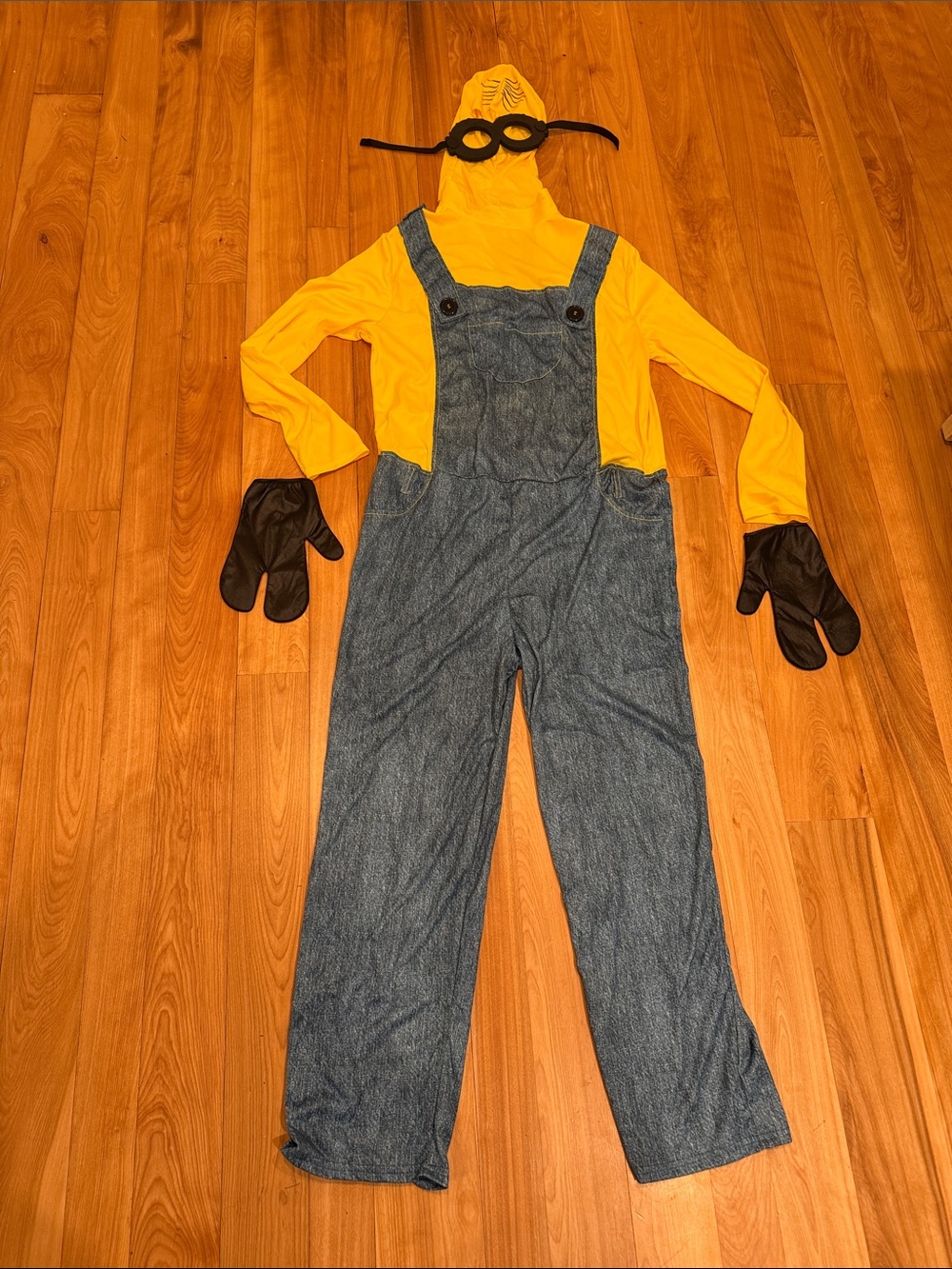 Adult Large Yellow & Blue Minion Halloween Costume
